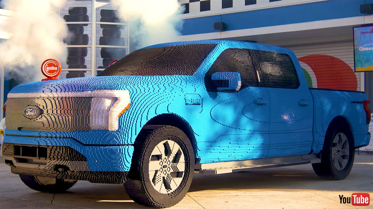 32万個以上のブロックを使用 レゴで再現したフォード「F-150