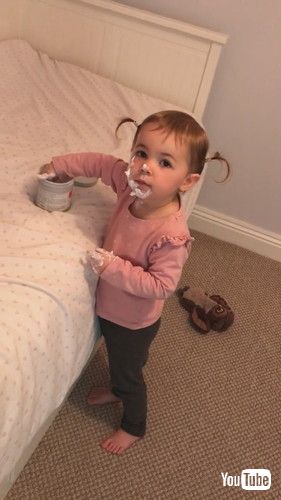 「Toddler Applies Cream All Over Herself While Mom's Away - 1374532」