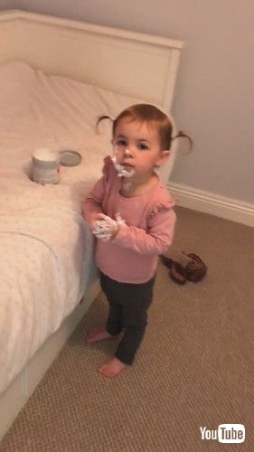 uToddler Applies Cream All Over Herself While Mom's Away - 1374532v
