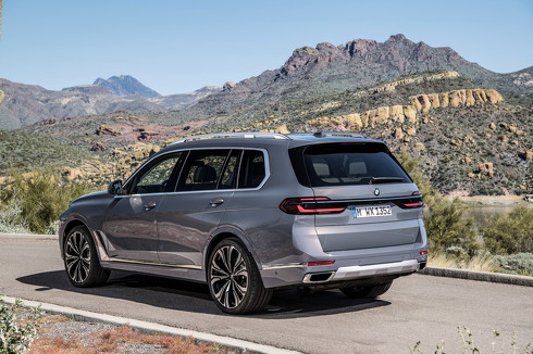 BMW X7