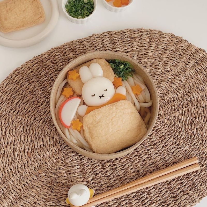 うどんに眠るミッフィーがいとおしい！ かわいい手作り料理に「食べ