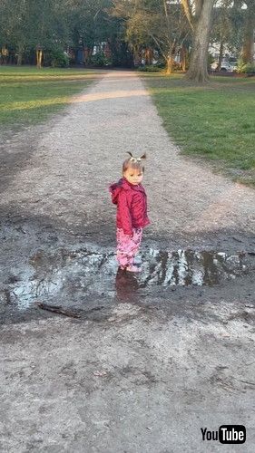 uGirl Finds Joy in a Mud Puddle || ViralHogv
