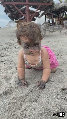 uGirl Gets Face Full of Sand at the Beach || ViralHogv