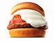 モスバーガー「白いモスバーガー」復活！　人気ハンバーガーのチーズ改良版が再登場で「うれしい」「絶対食べる！」の声