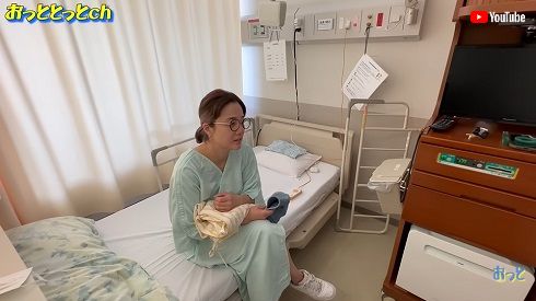 病室にいる後藤祐樹の妻・千鶴