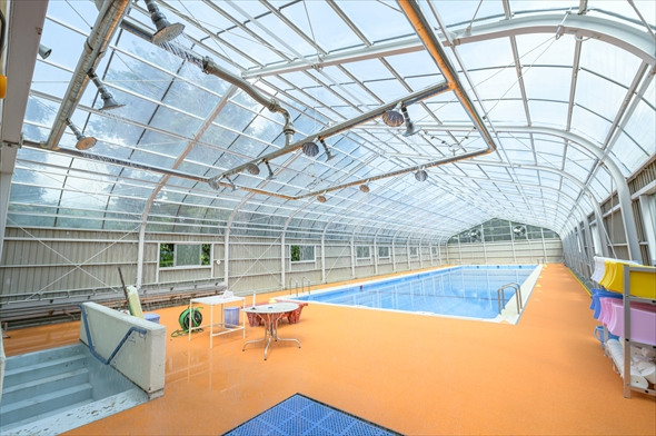 プールのイメージ画像