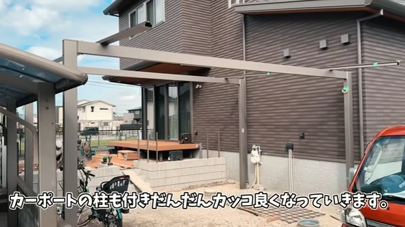 駐車場に設置するカーポート柱工事