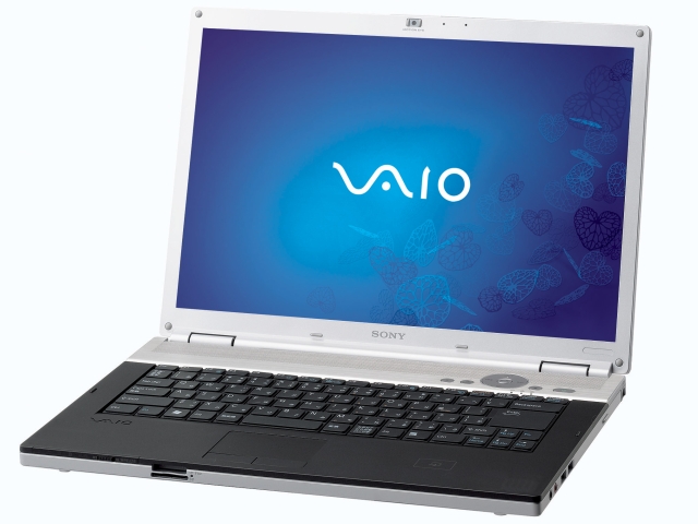 ラインアップ拡張で「お手軽」モデルも加わったVAIO type F［FZ