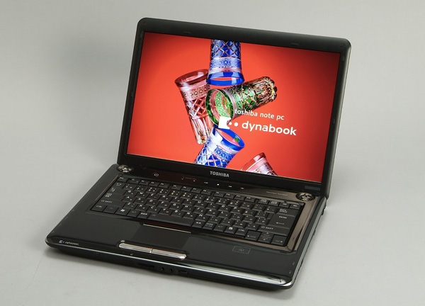 新型Core 2 Duo搭載のスタンダードモデル――「dynabook TX」：2008年PC
