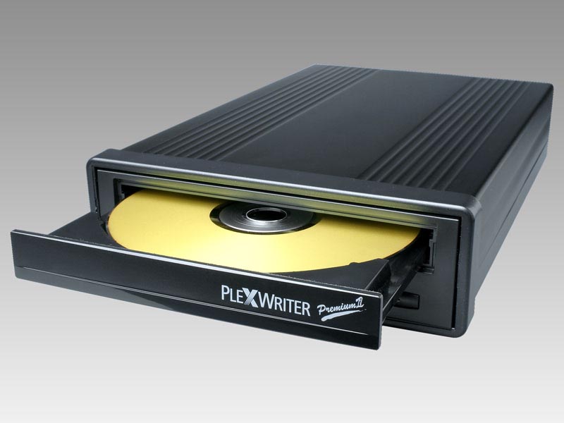 プレクスター、“究極”の高品質CD-RWドライブ「Premium2」にUSB 