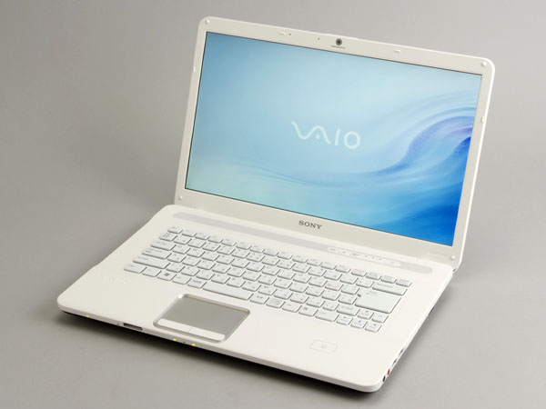 Windows 7も安心な“ちょい上”ノートPC――「VAIO type N［NW］」を試す