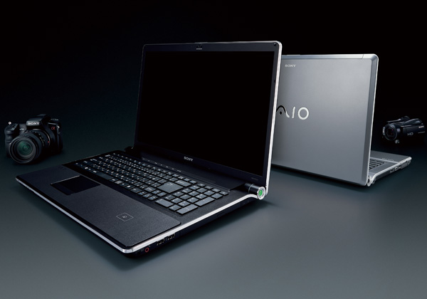 1TバイトHDDを搭載した18.4型ワイドの64ビットノートPC――「VAIO A