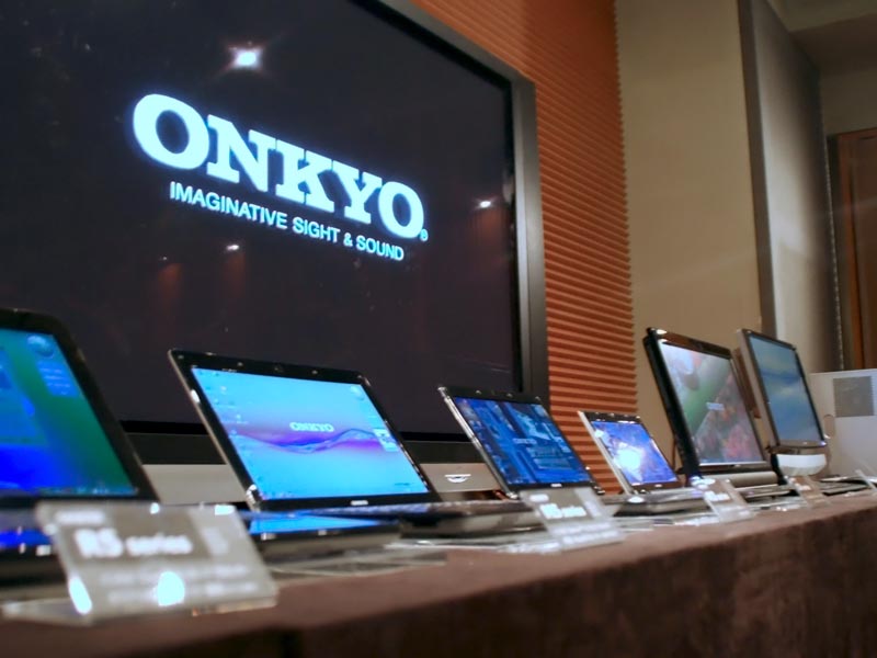 地デジ／ラジオ内蔵Netbook、Core i7ノート、地デジ＋フルHD搭載