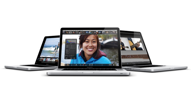 アップル、Core i5／i7搭載の新型「MacBook Pro」を発表：ようやく登場