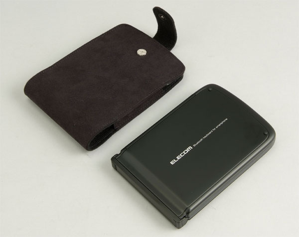 エレコムの折りたたみ式Bluetoothキーボード「TK-FBP017BK」をガシガシ