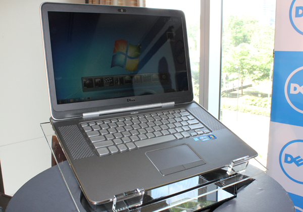 これは“デルらしくない”ノートPC――「Dell XPS 15z」発表会：Adamoでは