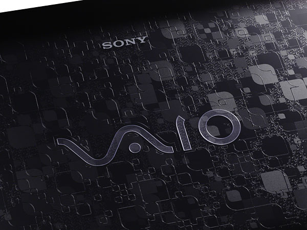 ソニーが「VAIO」秋冬モデルを発表――薄型軽量モバイルに15.5型フルHD