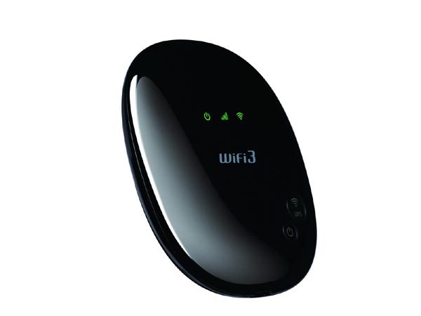 日本通信、3バンドLTE対応のモバイルWi-Fiルータ「b-mobile4G WiFi3