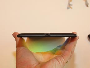 PC/タブレット タブレット Nexus 7（2013）」のサイズ感を旧モデル＆iPad miniと比べてみた 