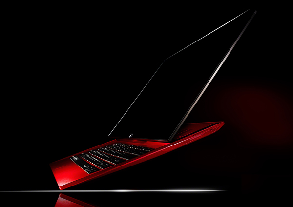 情熱の赤”をまとう直販限定モデル──「VAIO | red edition」：2013年