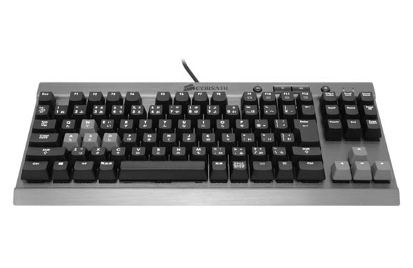Corsair、“赤軸”を採用したテンキーレスのゲーミングキーボード