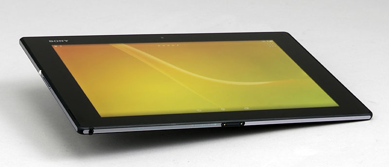 「Xperia Z2 Tablet」――世界最薄・最軽量で防水の10.1型 
