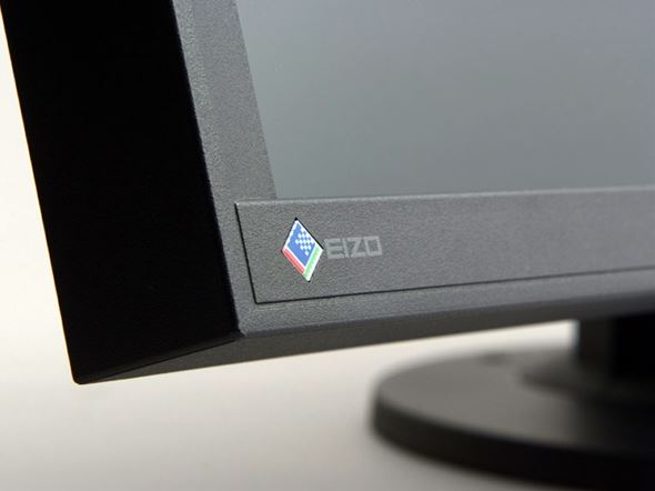 PC/タブレット ディスプレイ やはりEIZOの4Kディスプレイは格が違った!?――「FlexScan EV3237」徹底 