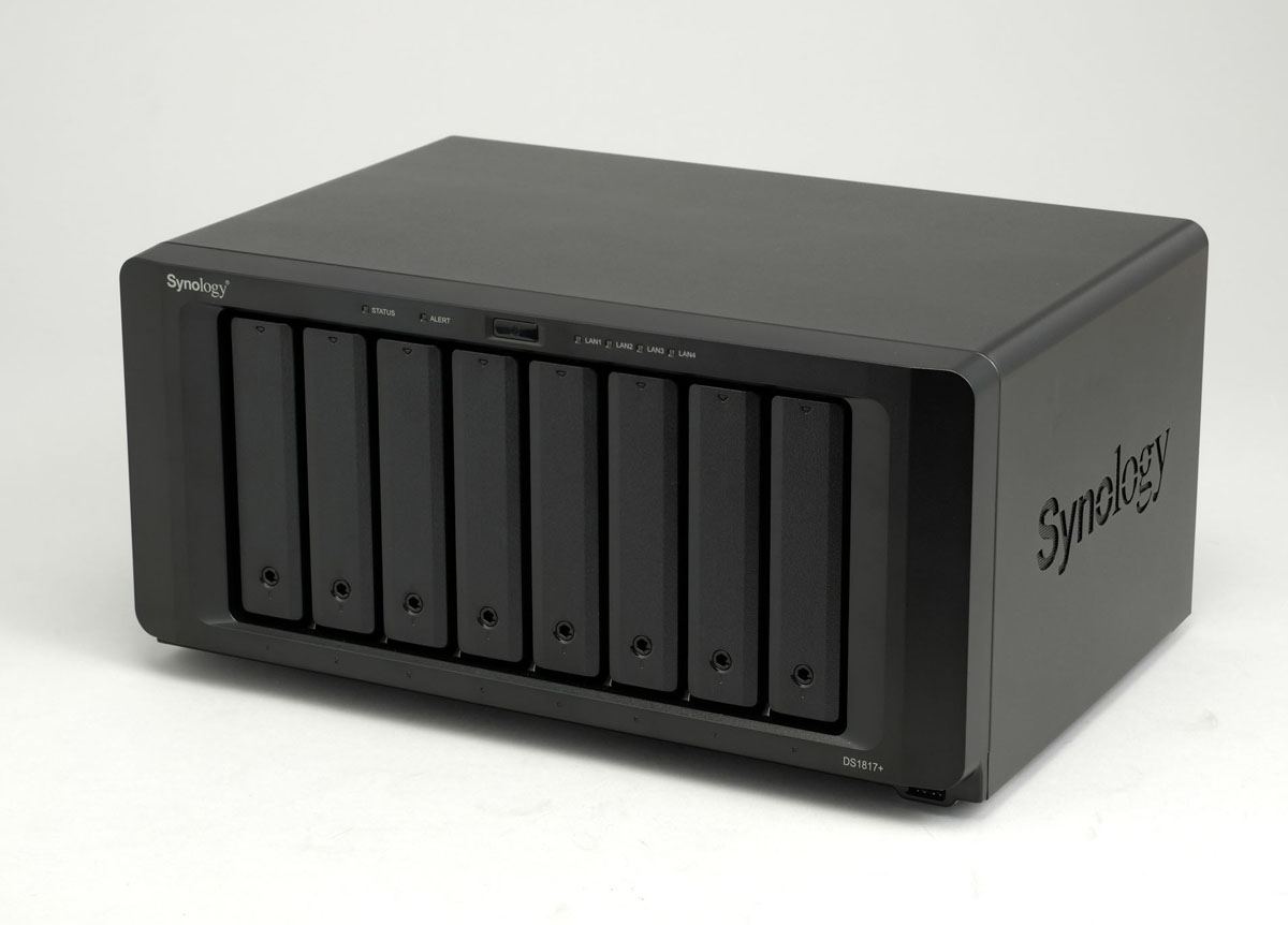 Synology NAS DS1817+(メモリ4GB増設済み) Synology NAS DS1817+(メモリ4GB増設済み)