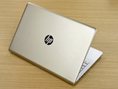 落ち着いた雰囲気に快適さも Hp Pavilion 15 Cc000 パフォーマンスモデルを試す 3 3 ページ Itmedia Pc User