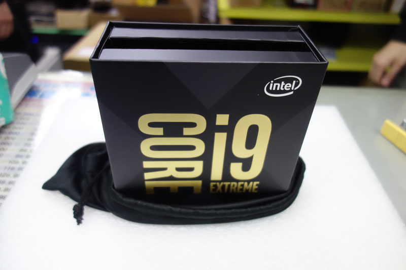 第9世代Core X最強CPU「Core i9-9980XE」が登場 アキバの反応は 