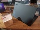 CES 2019：意外と大人しい“カーボン柄”　写真で見る「ThinkPad X1 Carbon（第7世代）」