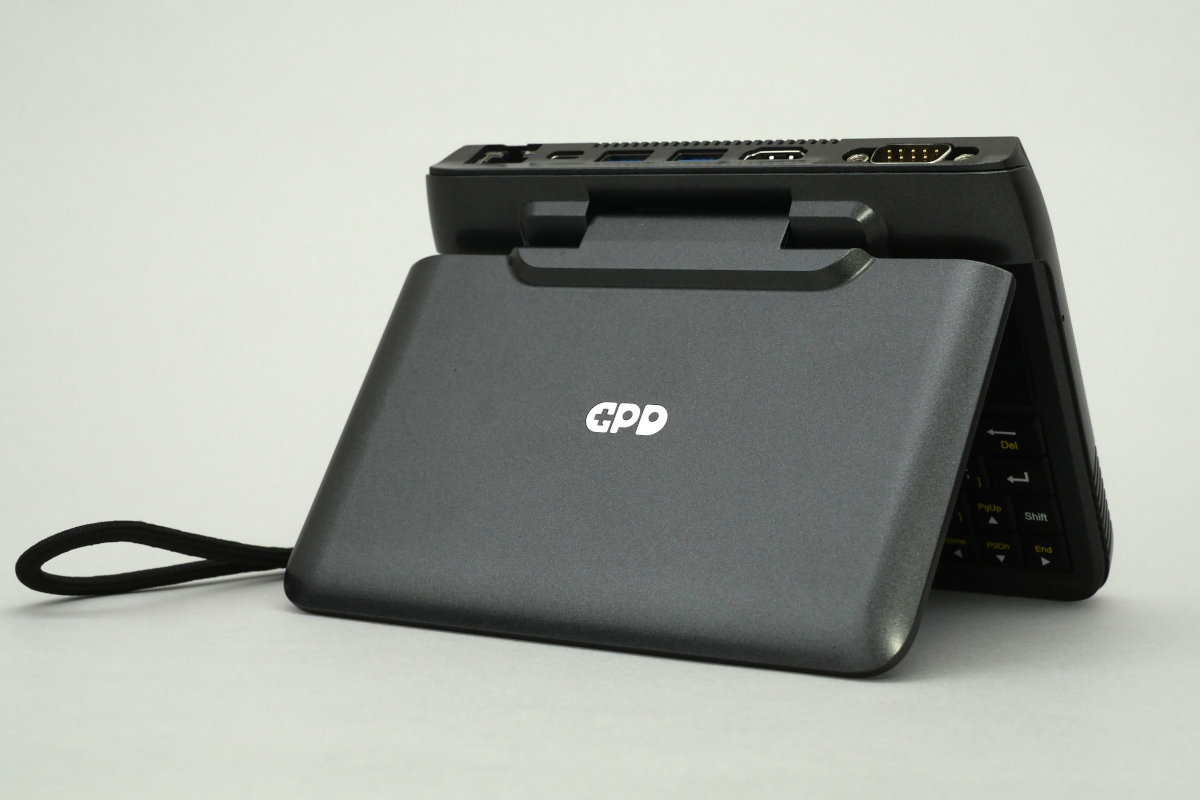 GPD GPDWIN 初代 クラウドファンディング版 小型PC 超小型モバイルPC「GPD MicroPC」クラウドファンディング開始 すでに