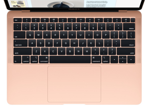 MacBook Air（Mid 2019）」のキーボード、打ちごこちはどう？ 端子 