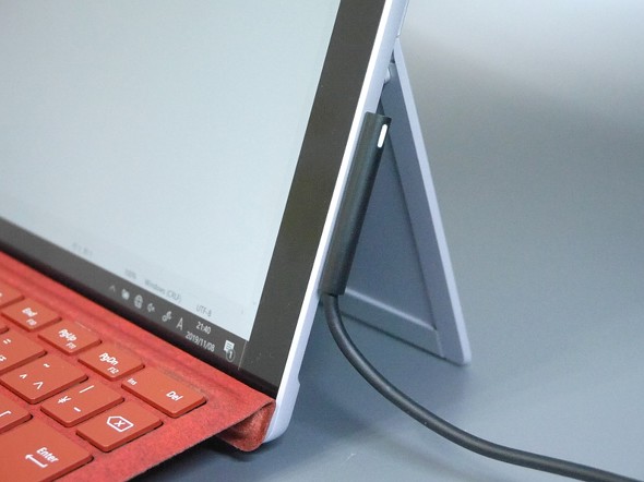 生まれ変わった「Surface Pro 7」、テキスト入力ツールとしての実力は 
