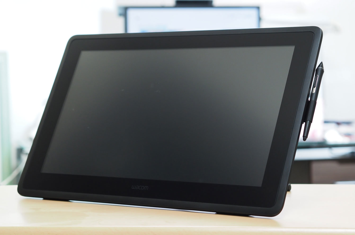 ワコム液タブ Wacom Cintiq 22 FHD-