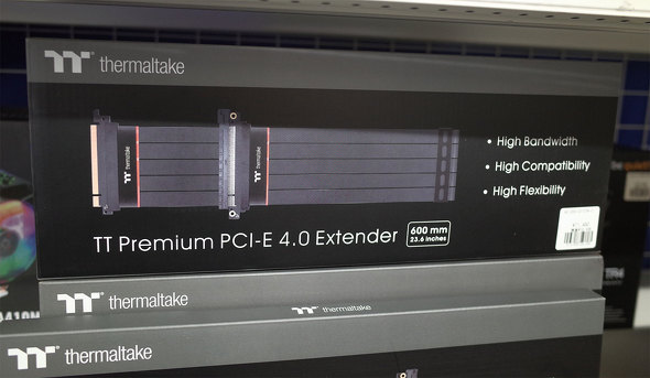 TT Premium PCI-E 4.0 Extender 600mm