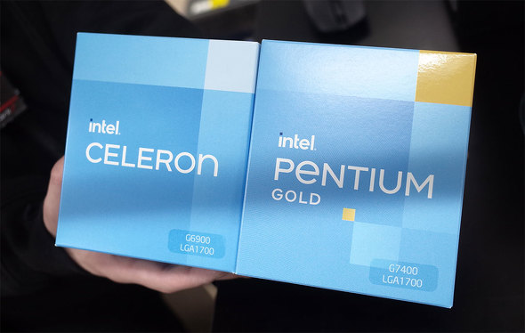 Pentium Gold G7500 Celeron G6900