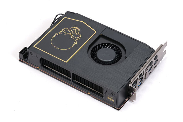 Intel NUC 12 Extreme kit̎ʐ^