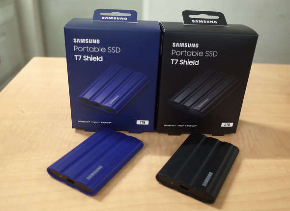 Portable SSD T7 Shield