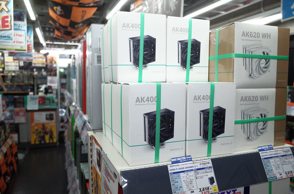 TSUKUMO eX.ɕԁuAK400vƁuAK620 WHv