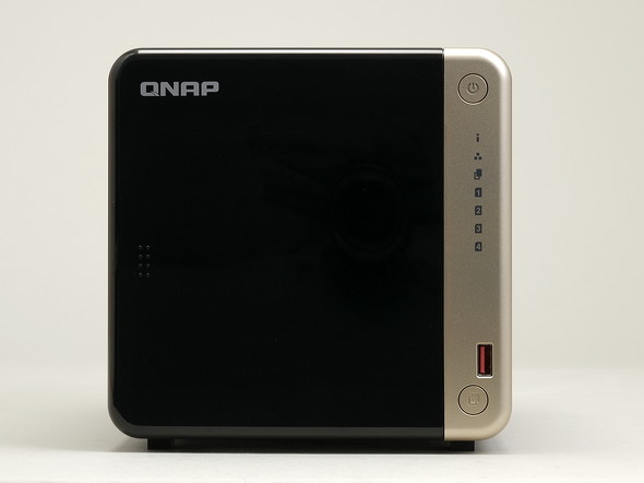 QNAP TS-464