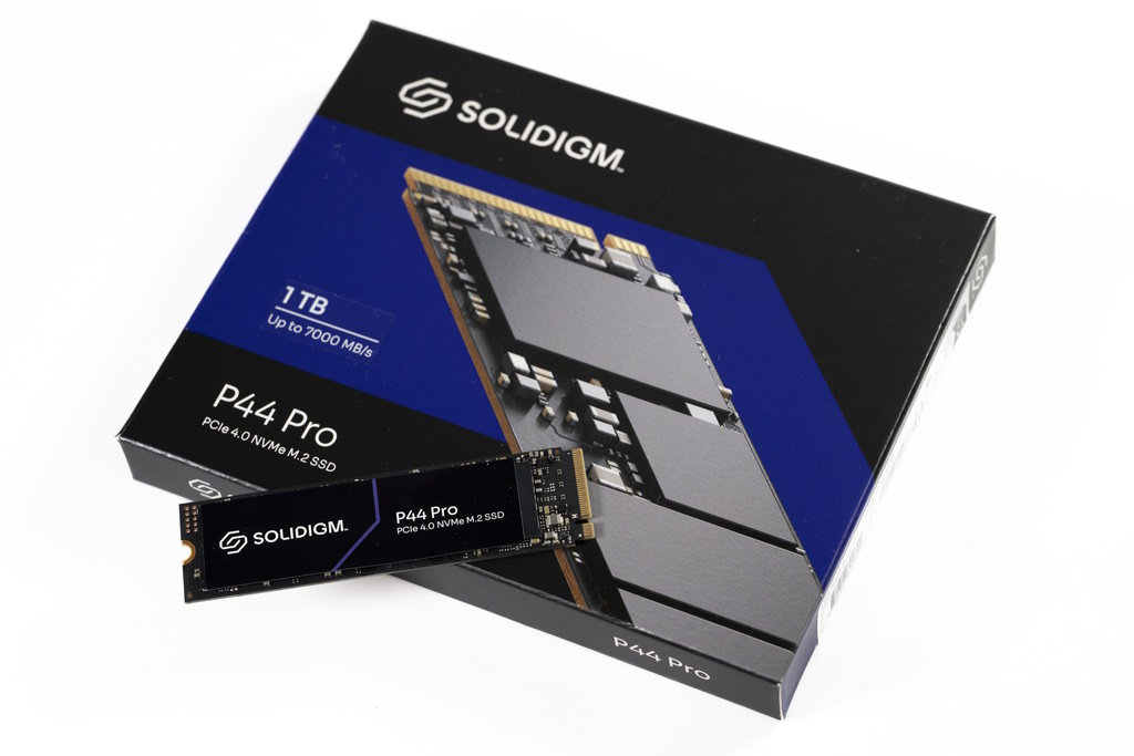 お勧めしたくなる出来の良さ！ ソリダイムのハイエンドM.2 SSD「P44