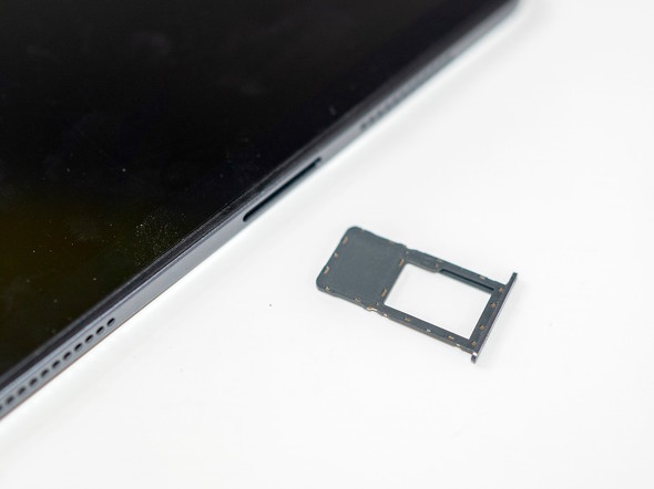 microSDメモリーカードスロット