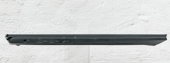 MSI 360x Summit E16 Flip A13V Ro[`u 16^ y