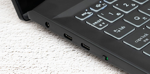 MSI 360x Summit E16 Flip A13V Ro[`u 16^ y