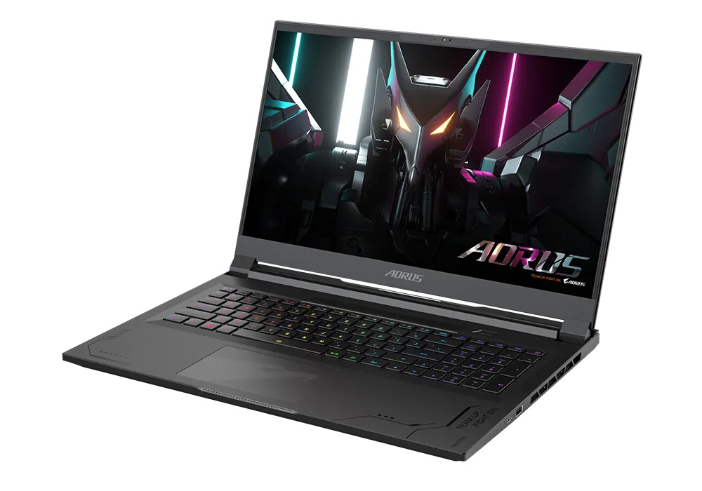 gigabyte-core-i9-rtx-4090-17-3-itmedia-pc-user