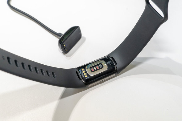 Fitbit Charge 6 スマートウォッチ トラッカー 健康管理