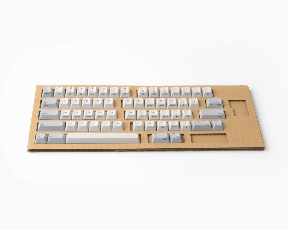 PFUが「HHKB Professional」用に“中央印字”仕様のキートップセットを