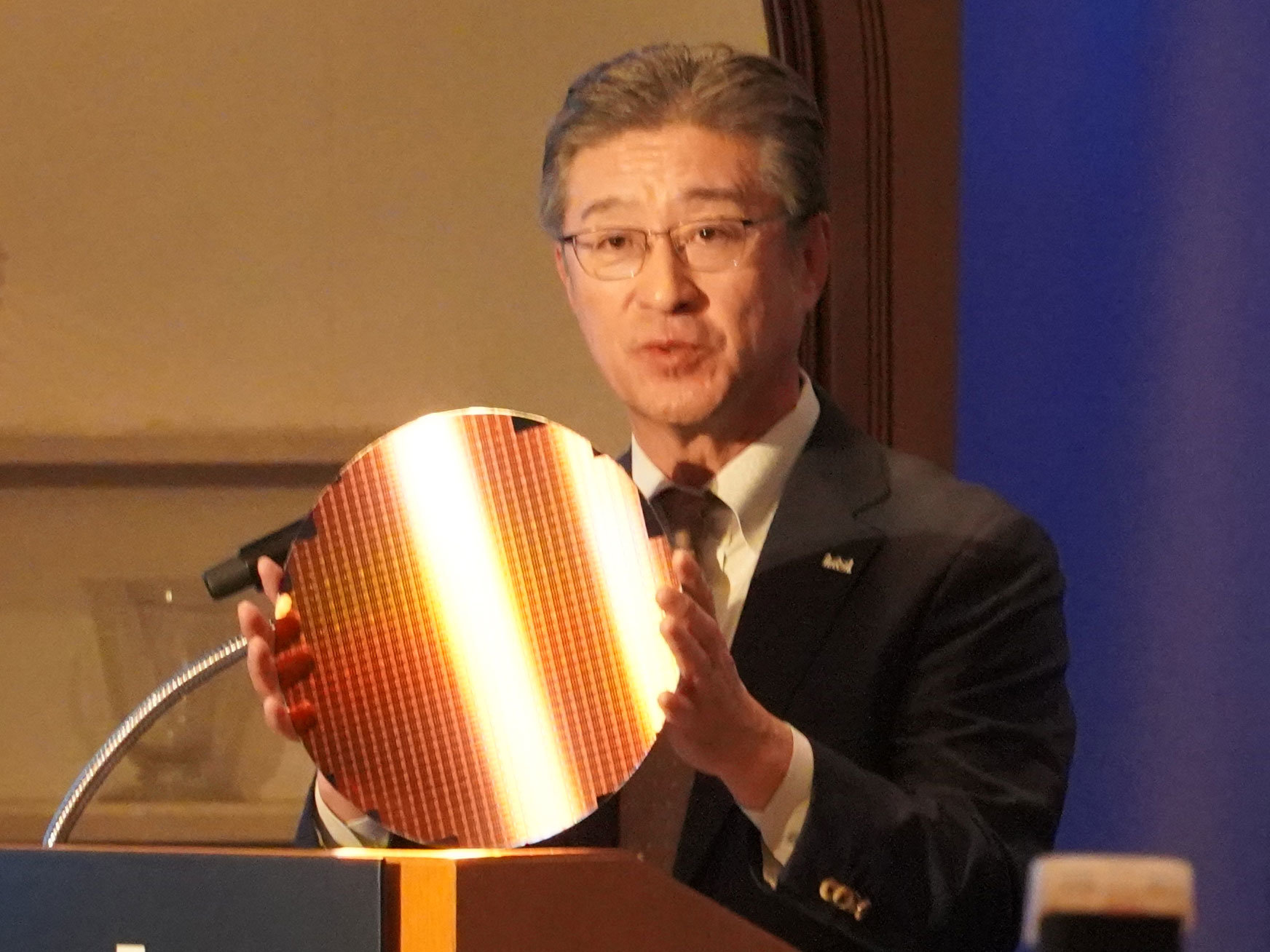 インテル、Nehalemを「Core i7」プロセッサとして正式にブランド化