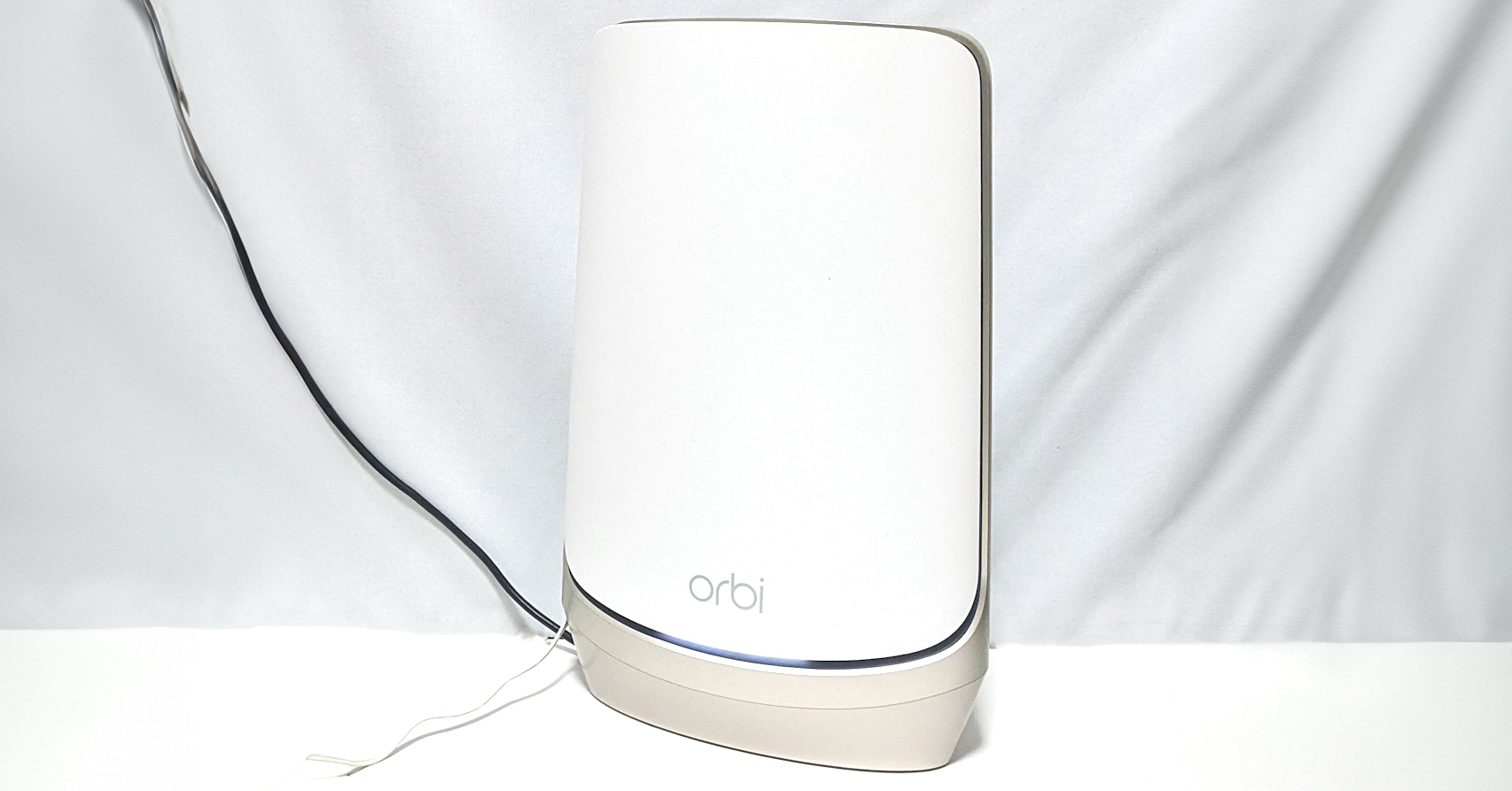 ネットギアのWi-Fi 6E対応メッシュルーター「Orbi 9」を試す 1台でも“超高性能ルーター”として運用可能（買う本体に注意）（1/2 ページ）  - ITmedia PC USER